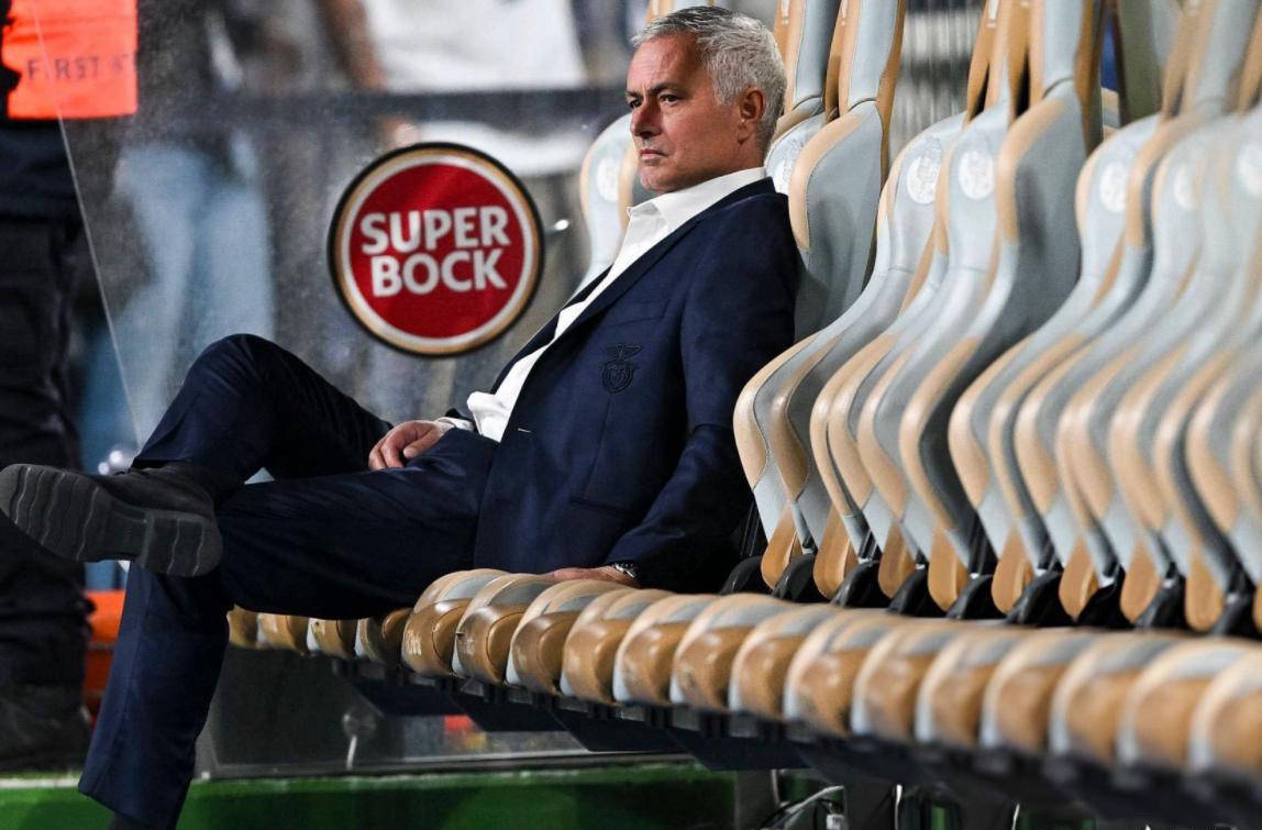 穆里尼奥战术稳健，逼平劲敌波尔图，终结对手9连胜，18分排名第3